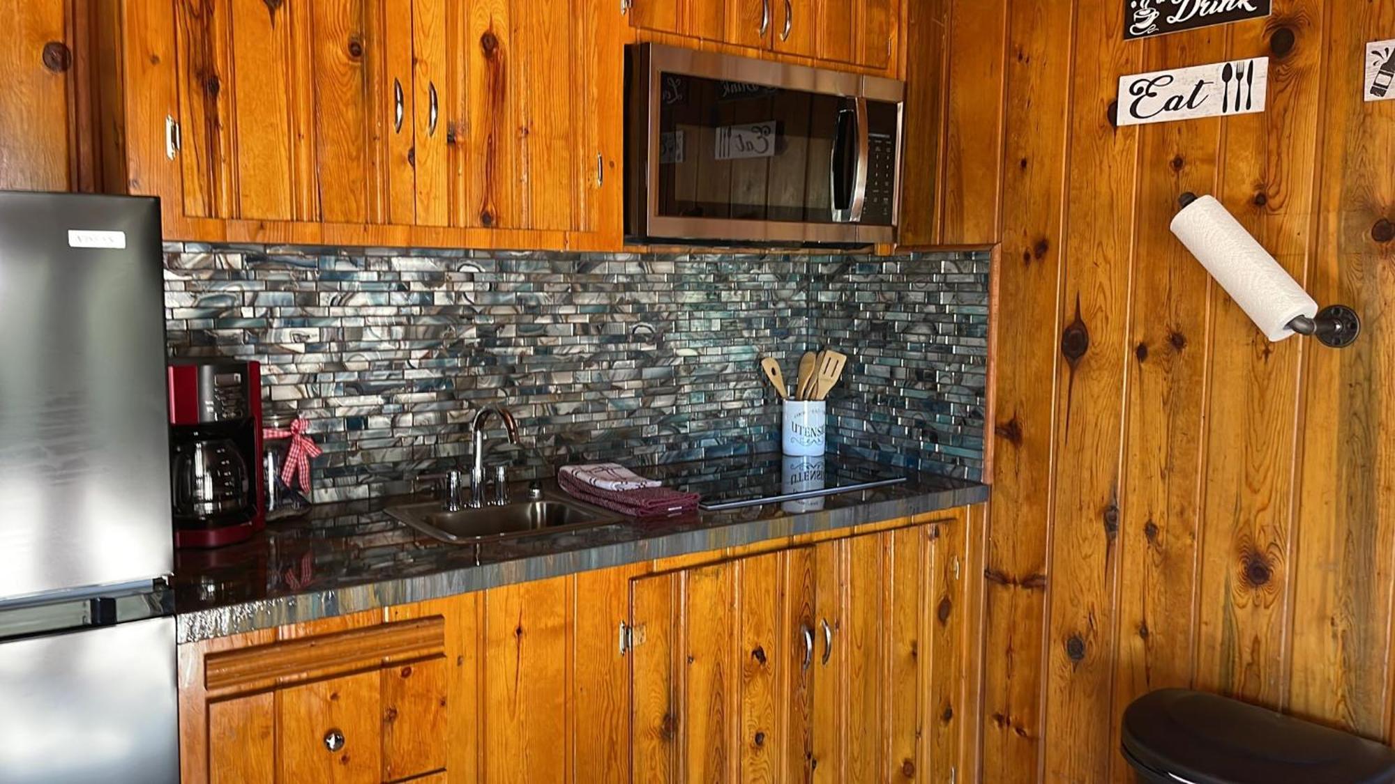 Hidden Rest Cabins And Resort 파인톱-호변 외부 사진
