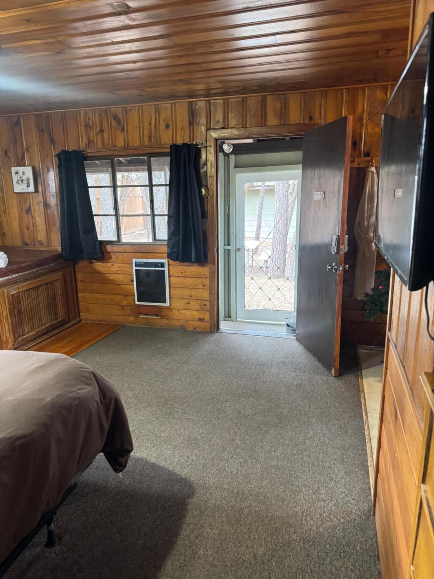 Hidden Rest Cabins And Resort 파인톱-호변 외부 사진